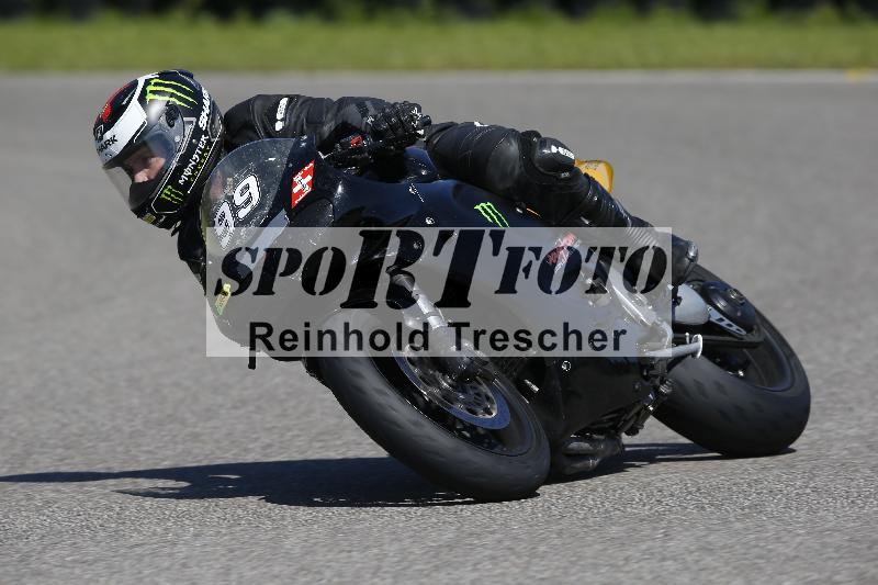 /Archiv-2024/29 12.06.2024 MOTO.CH Track Day ADR/Gruppe gelb/99